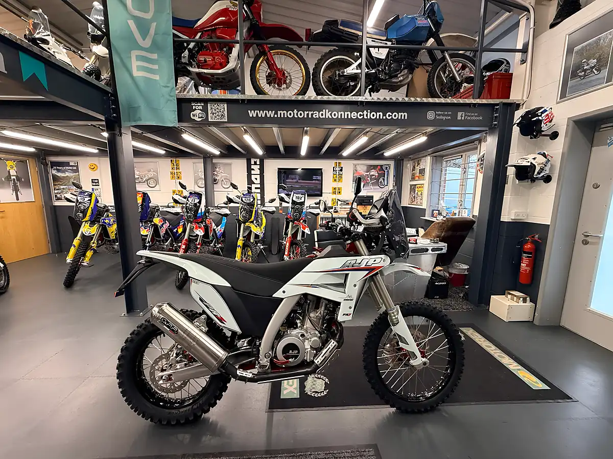 Used Ajp PR7 Adventure - Front View