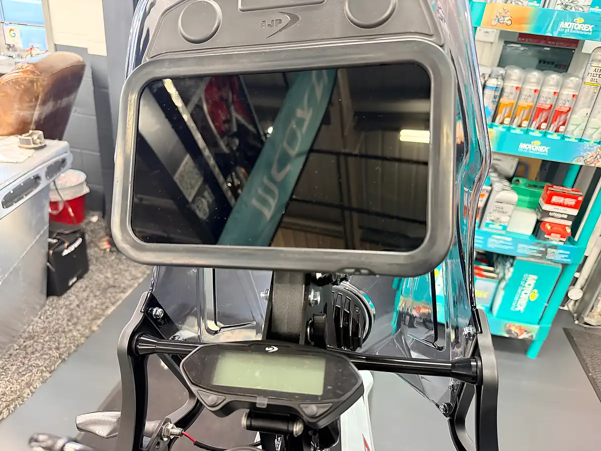 Used Ajp PR7 Adventure - Interior and Exterior details 10