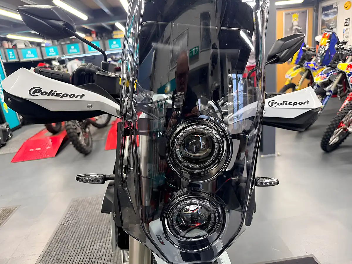 Used Ajp PR7 Adventure - Interior and Exterior details 11