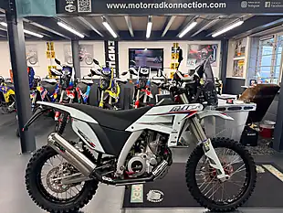 Used Ajp PR7 Adventure - Interior and Exterior details 14