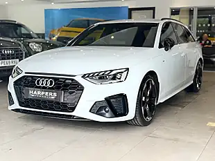 Used Audi A4 Avant Black Edition - Interior and Exterior details 3