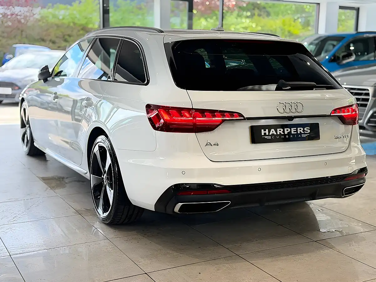 Used Audi A4 Avant Black Edition - Interior and Exterior details 6