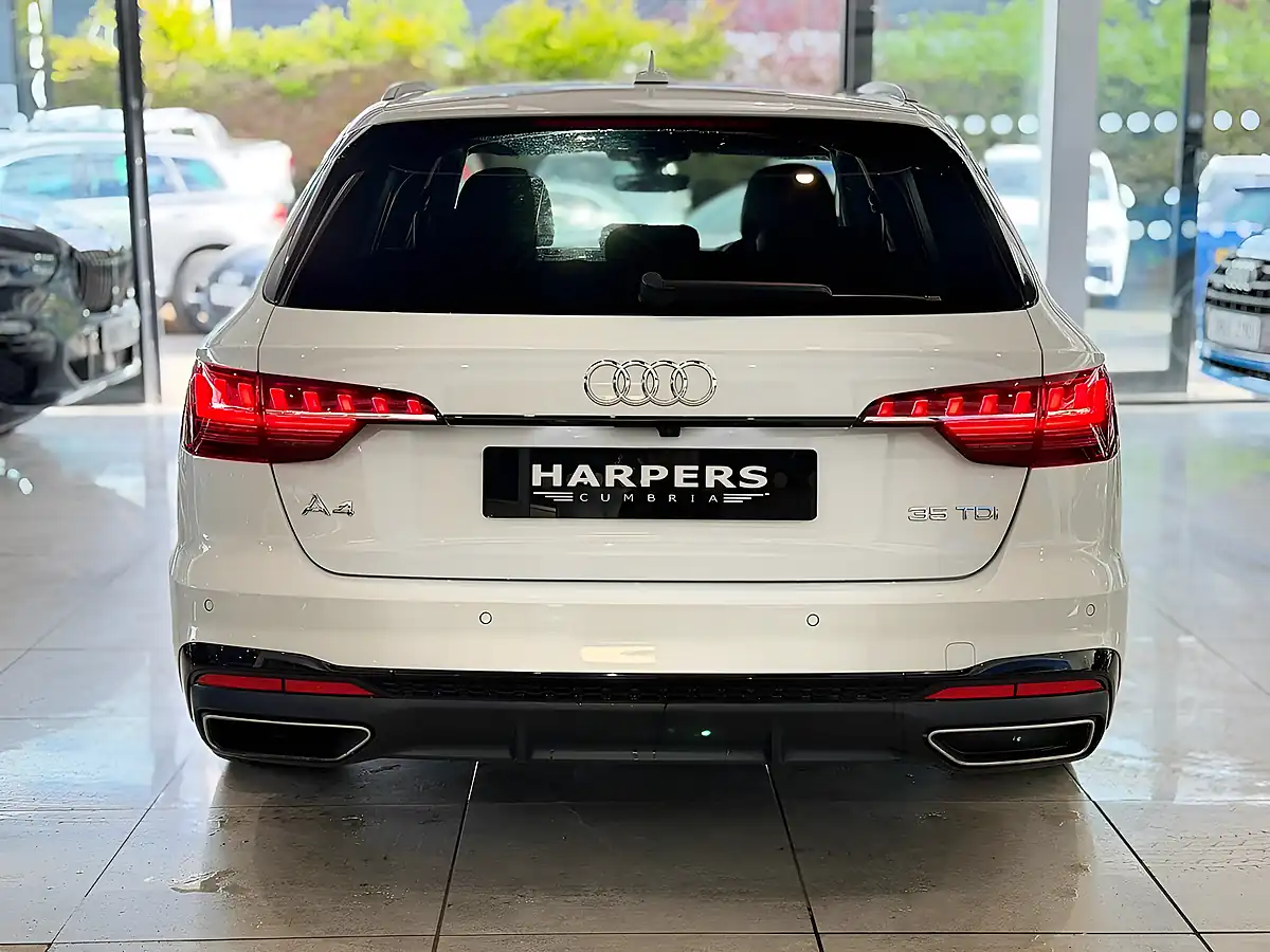 Used Audi A4 Avant Black Edition - Interior and Exterior details 7