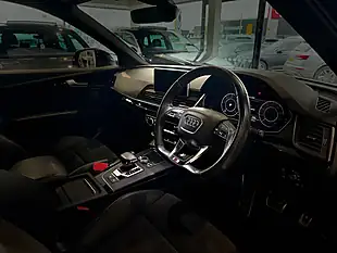Used Audi Q5 Black Edition - Interior and Exterior details 13