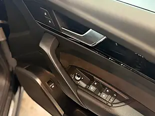Used Audi Q5 Black Edition - Interior and Exterior details 14