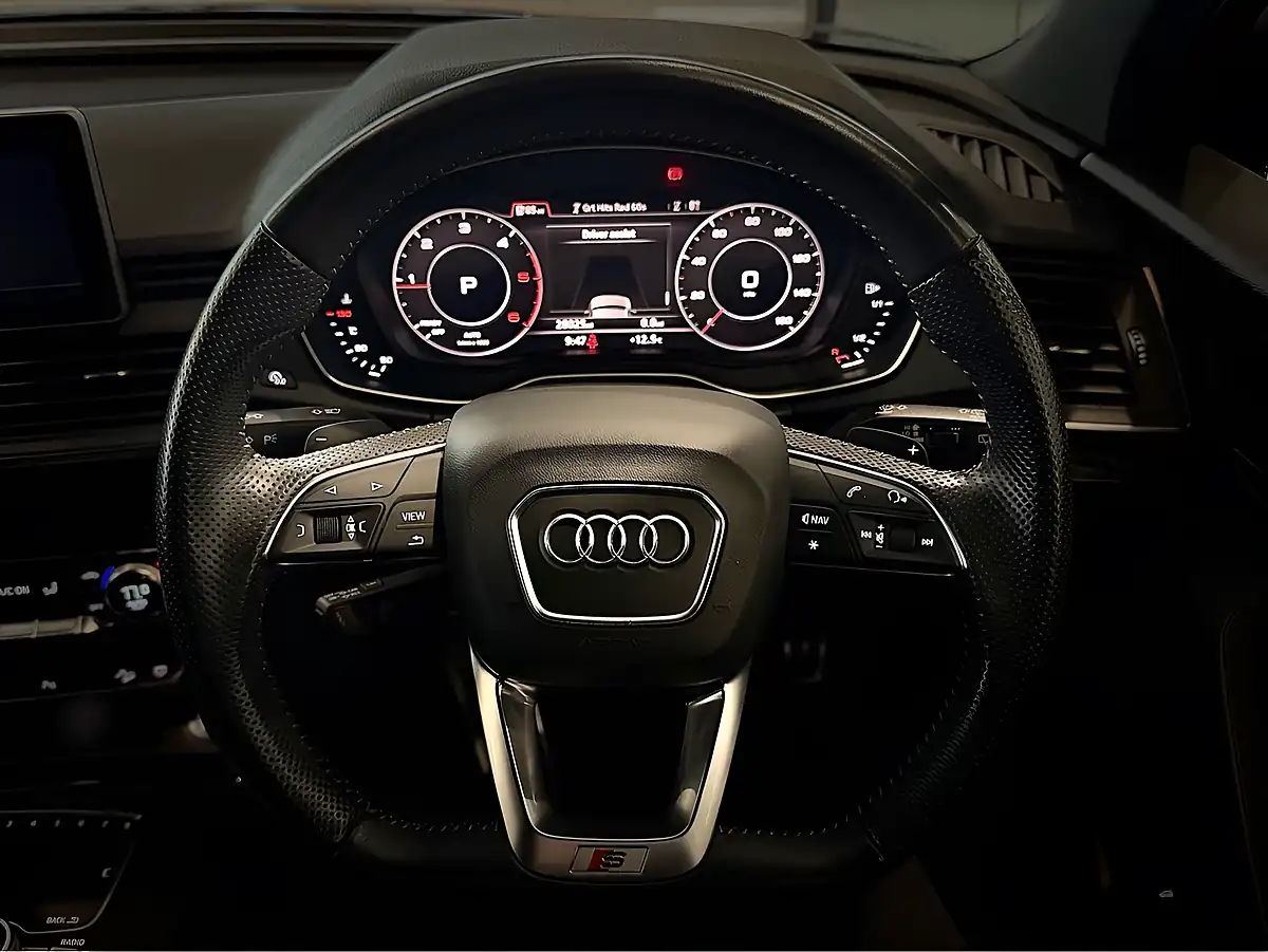 Used Audi Q5 Black Edition - Interior and Exterior details 16