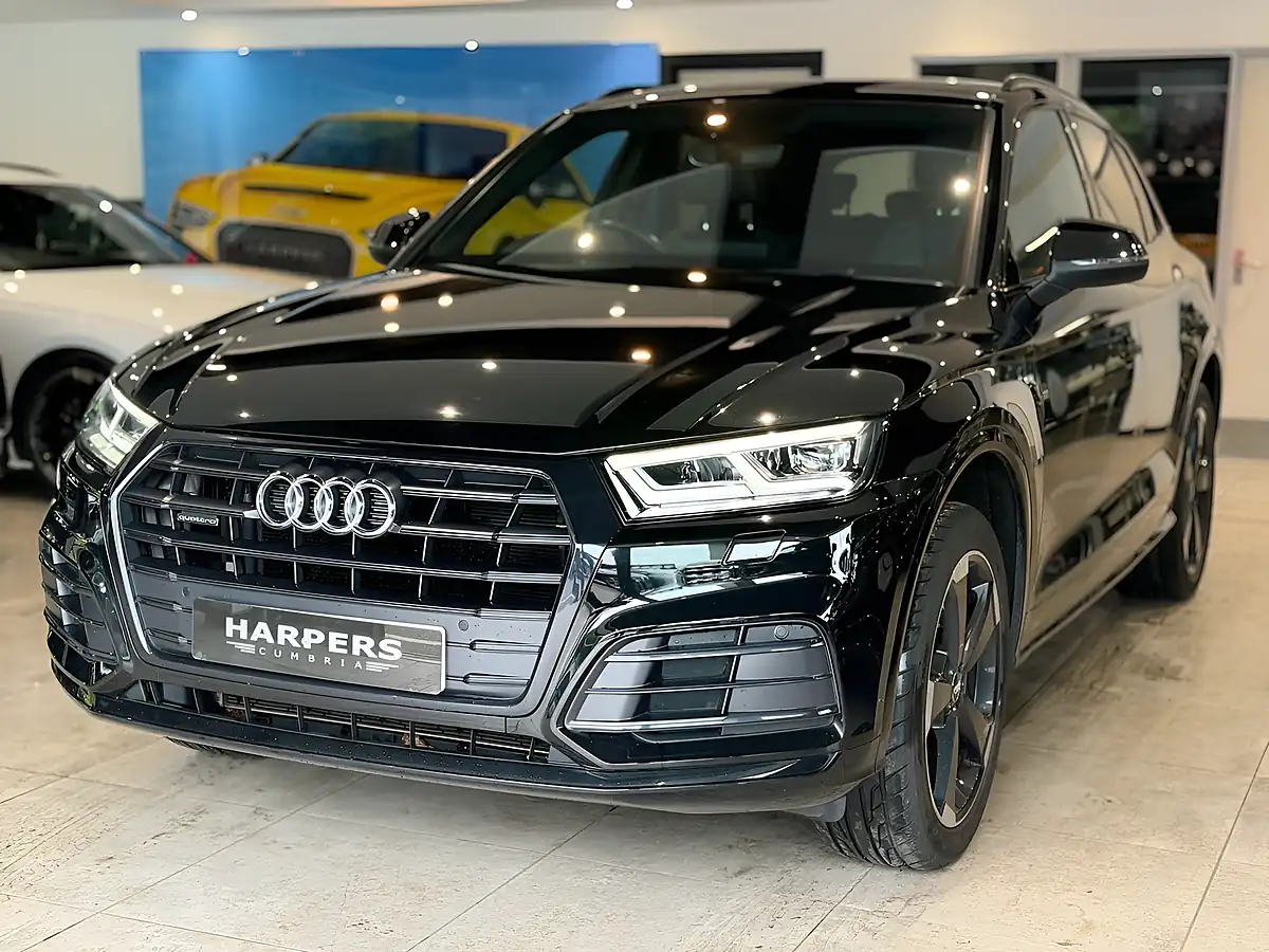 Used Audi Q5 Black Edition - Interior and Exterior details 3