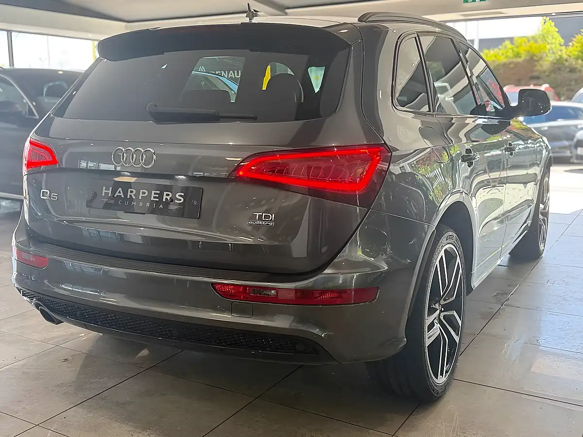 Used Audi Q5 S Line Plus - Interior and Exterior details 9