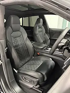 Used Audi SQ8 Vorsprung Daytona Grey - Interior and Exterior details 11