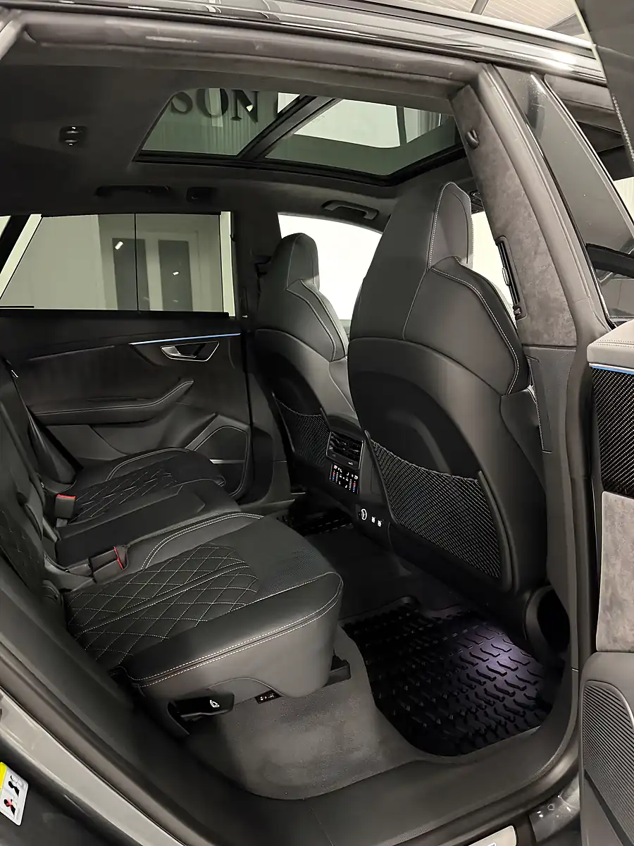 Used Audi SQ8 Vorsprung Daytona Grey - Interior and Exterior details 12