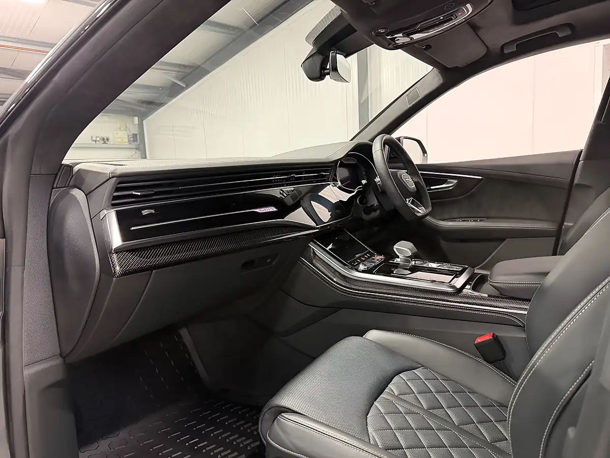 Used Audi SQ8 Vorsprung Daytona Grey - Interior and Exterior details 14
