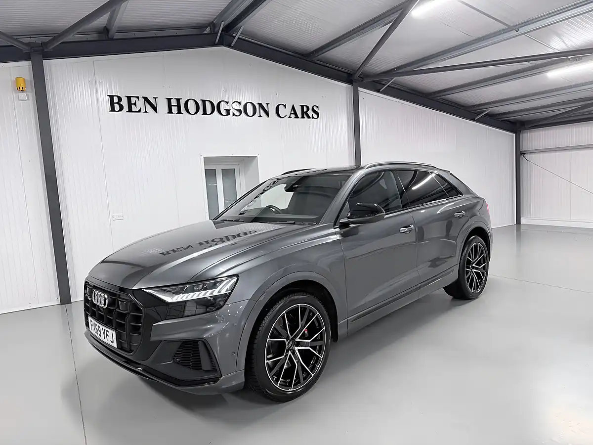 Used Audi SQ8 Vorsprung Daytona Grey - Interior and Exterior details 2