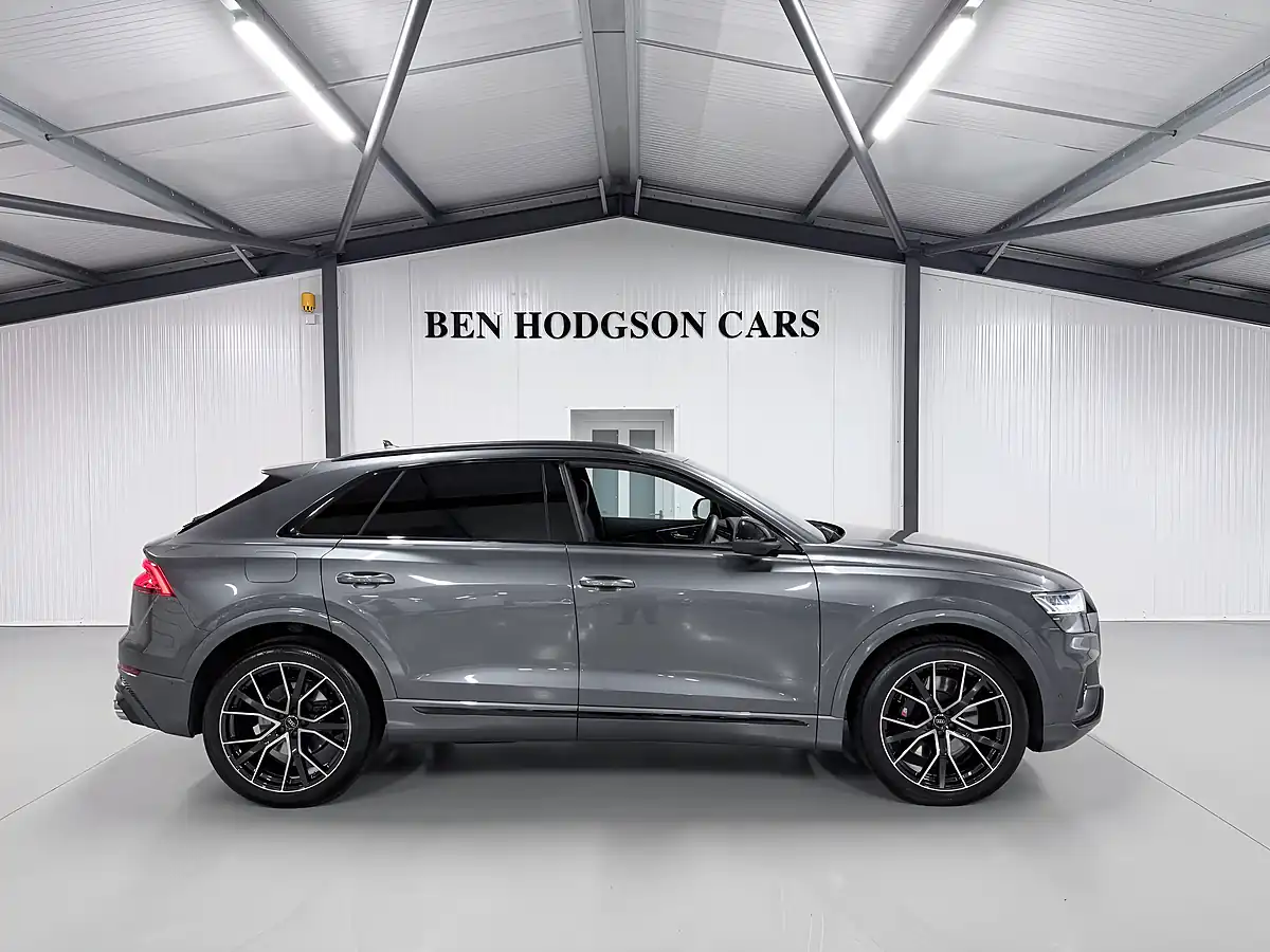 Used Audi SQ8 Vorsprung Daytona Grey - Interior and Exterior details 5