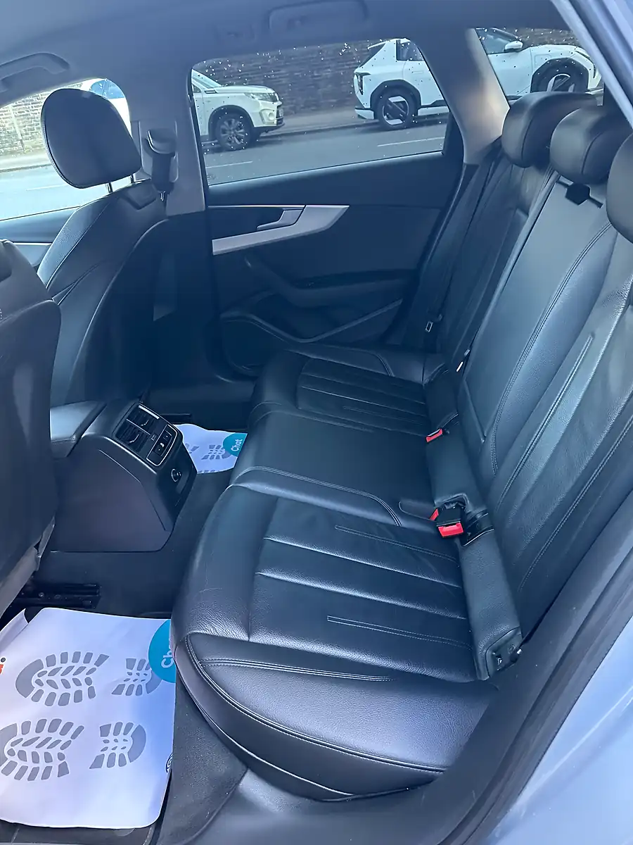 Used Audi Ultra Sport With Leather Silver - Interior and Exterior details 9