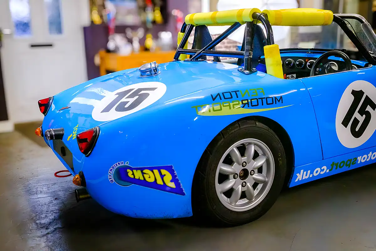 Used Austin Healey Sprite Frogeye White - Interior and Exterior details 5