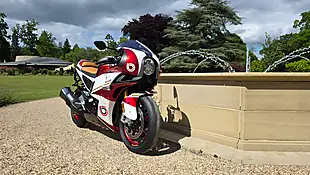 Used Bimota KB4 Red - Interior and Exterior details 12