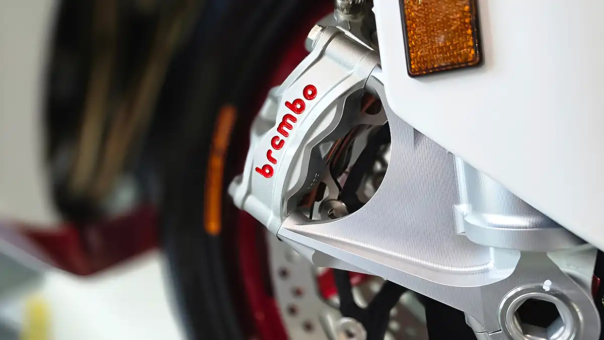 Used Bimota KB4 Red - Interior and Exterior details 5