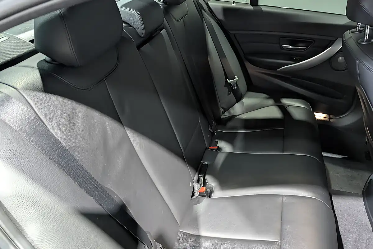 Used BMW 3 Series M Sport Mineral Grey - Interior and Exterior details 14