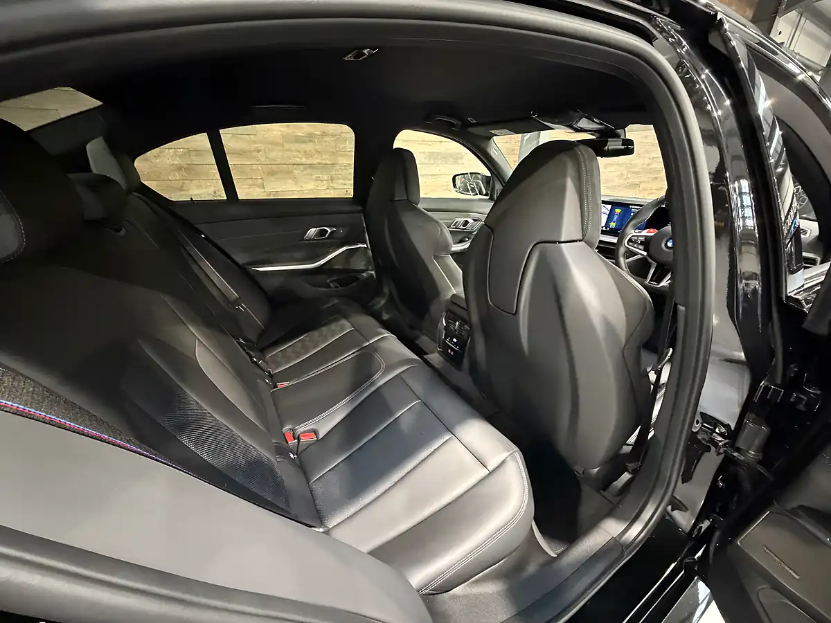 Used BMW M3 Competition Black Sapphire - Interior and Exterior details 13