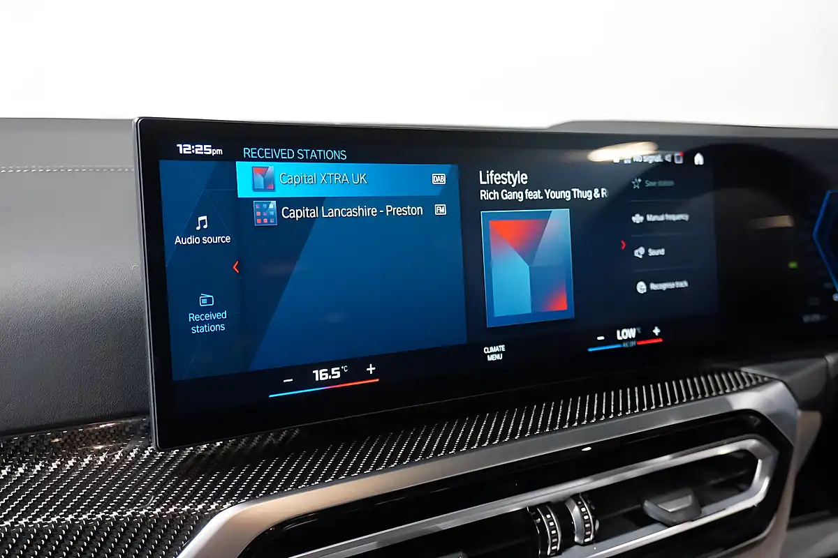 Used BMW M3 Competition Touring Portimao Blue - Interior and Exterior details 16