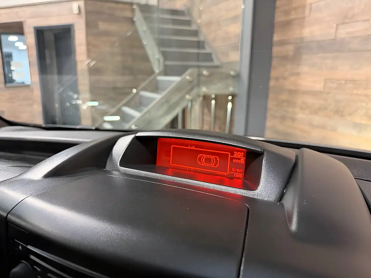 Used Citroen Berlingo Enterprise Grey - Interior and Exterior details 14
