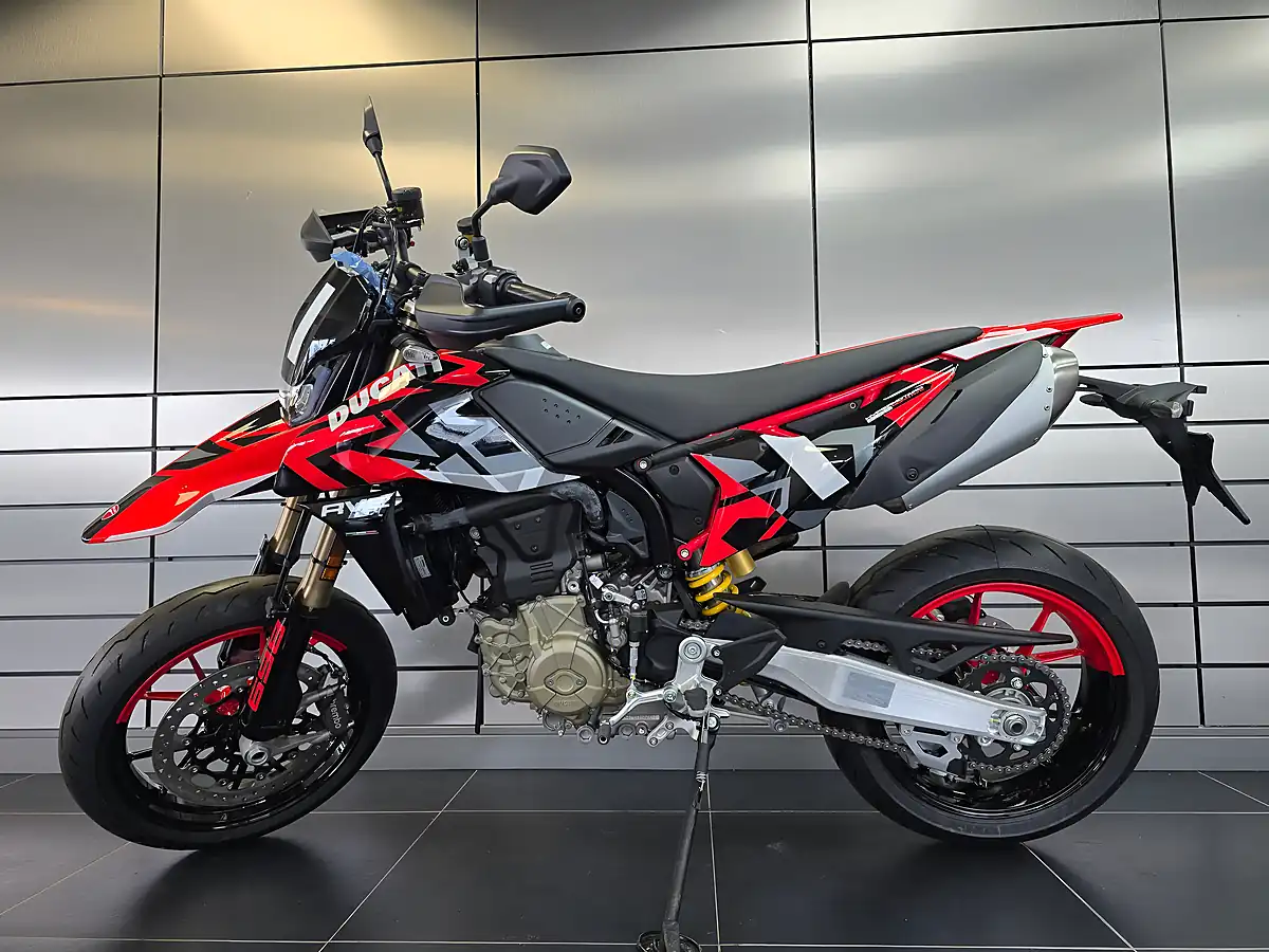 Used Ducati Hypermotard 698 Mono Rve Rve Graffiti Livery - Interior and Exterior details 10