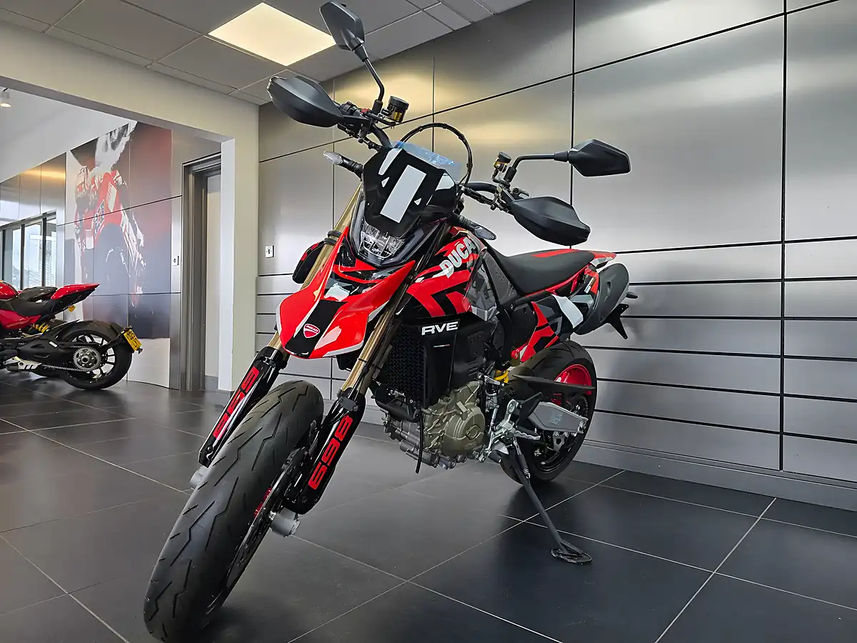 Used Ducati Hypermotard 698 Mono Rve Rve Graffiti Livery - Interior and Exterior details 7