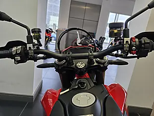 Used Ducati Hypermotard Mono Red - Interior and Exterior details 10