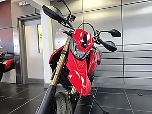Used Ducati Hypermotard Mono Red - Interior and Exterior details 11