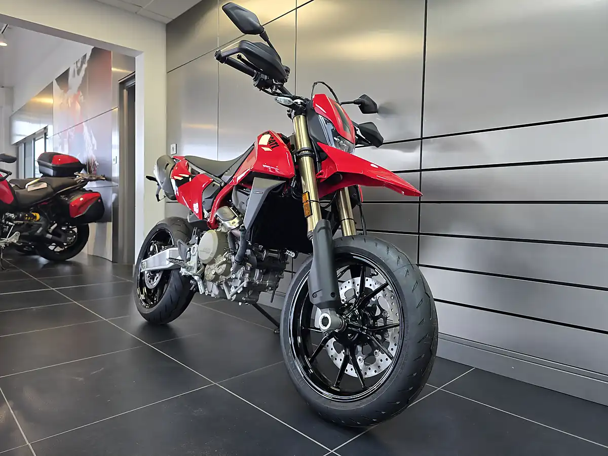 Used Ducati Hypermotard Mono Red - Interior and Exterior details 2