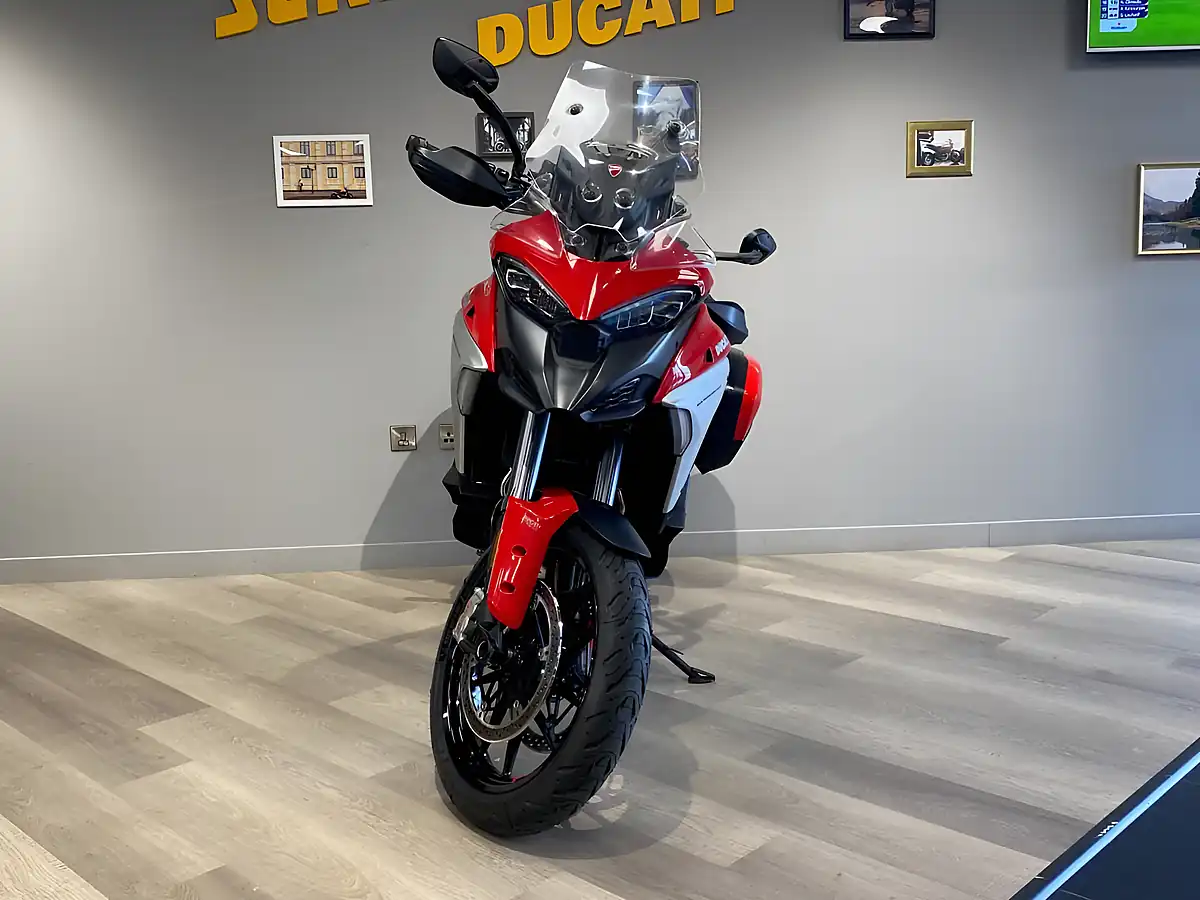 Used Ducati Multi V4s Radar Std - Interior and Exterior details 5