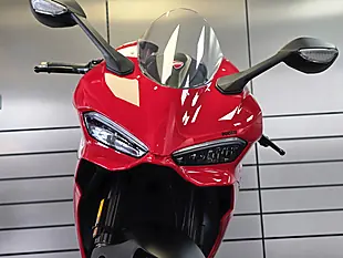 Used Ducati Panigale V2 Red - Interior and Exterior details 8