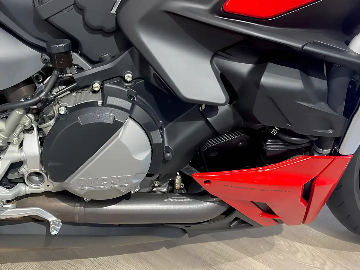 Used Ducati Streetfighter V2 - Interior and Exterior details 7