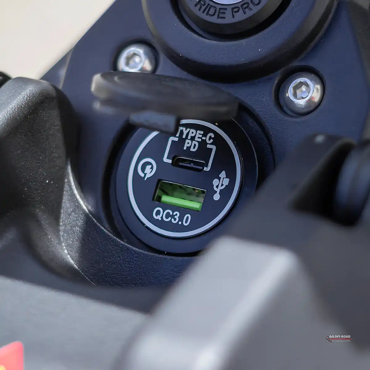 Used E Ride Pro-Ss 3.0 Black - Interior and Exterior details 11