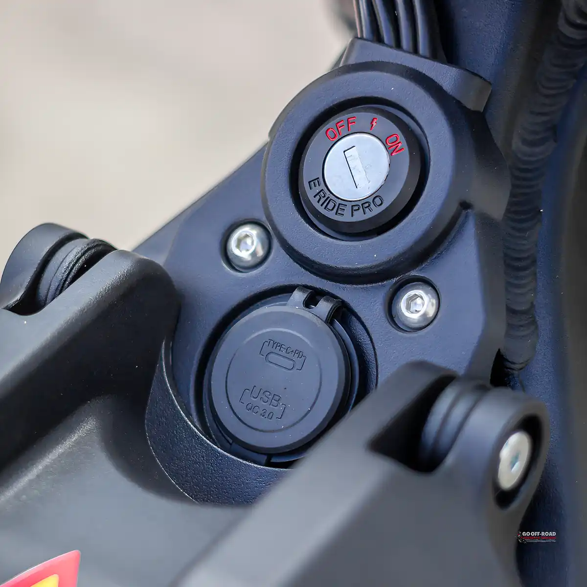 Used E Ride Pro-Ss 3.0 Black - Interior and Exterior details 14