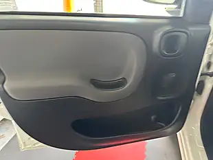 Used Fiat Panda Pop - Interior and Exterior details 12
