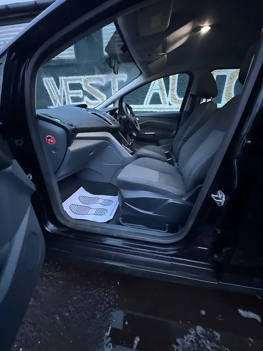 Used Ford C-Max - Interior and Exterior details 5