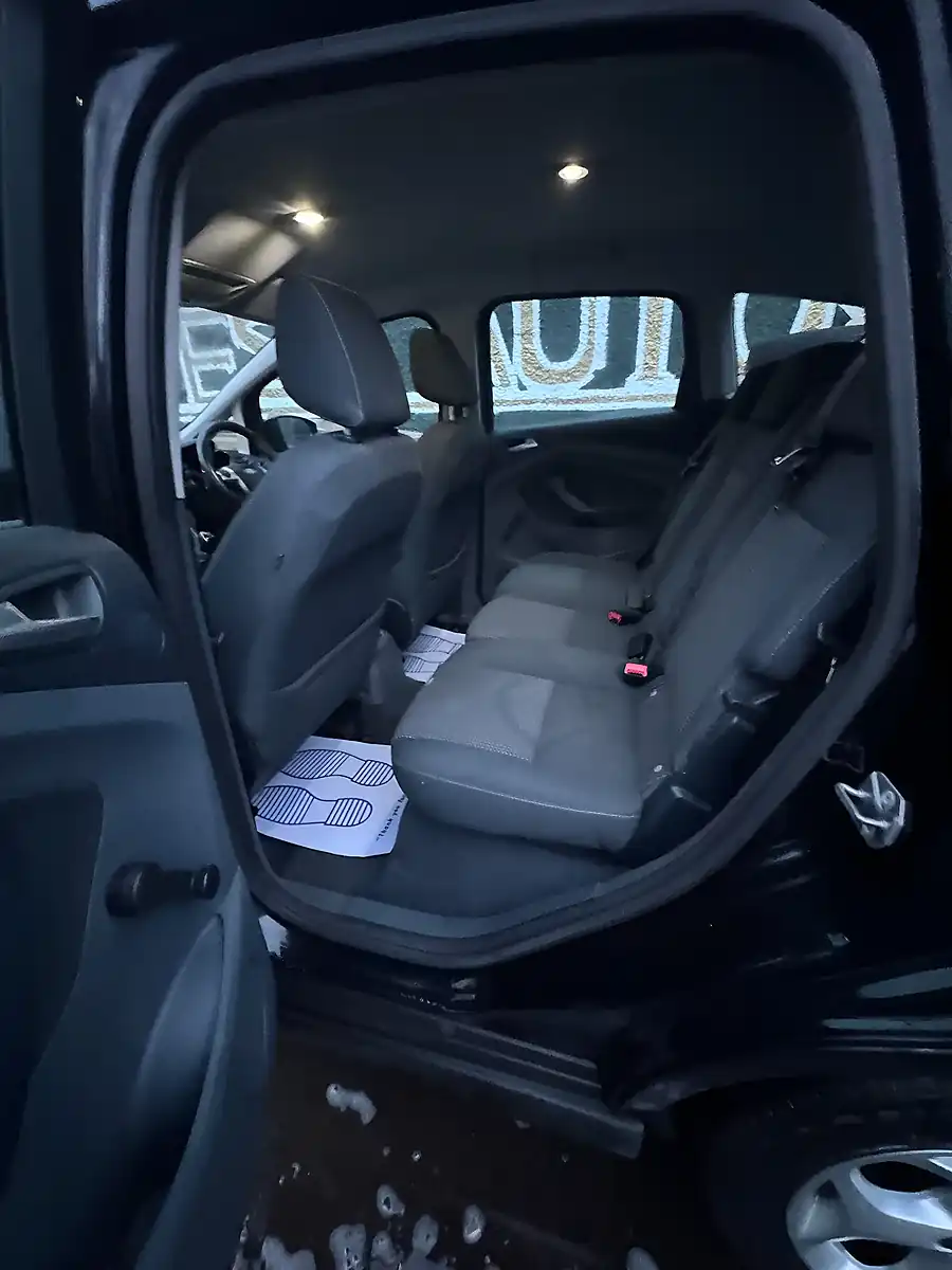 Used Ford C-Max - Interior and Exterior details 6