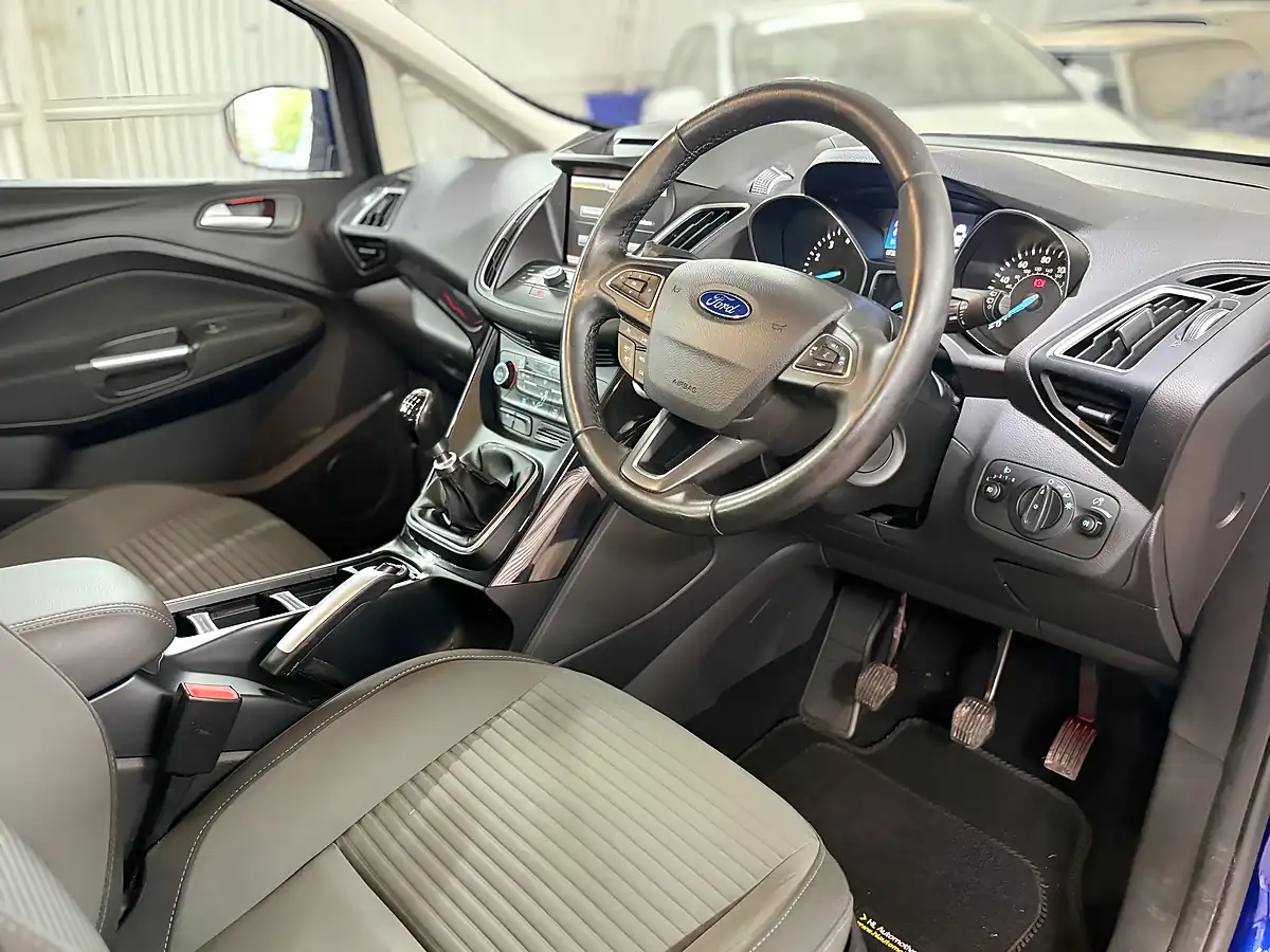 Used Ford C-Max Titanium Deep Impact Blue - Interior and Exterior details 14