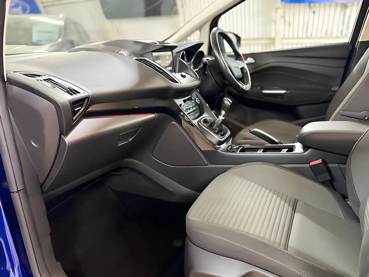 Used Ford C-Max Titanium Deep Impact Blue - Interior and Exterior details 17