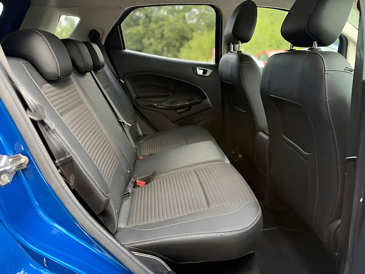 Used Ford Ecosport Titanium Blue Lightening - Interior and Exterior details 17