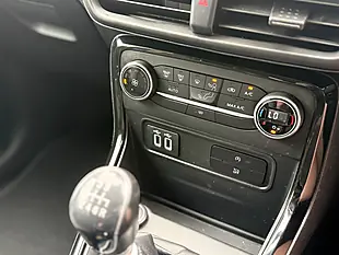Used Ford Ecosport Titanium Magnetic Metallic - Interior and Exterior details 15