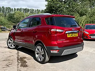 Used Ford Ecosport Titanium Ruby Red Metallic - Interior and Exterior details 10