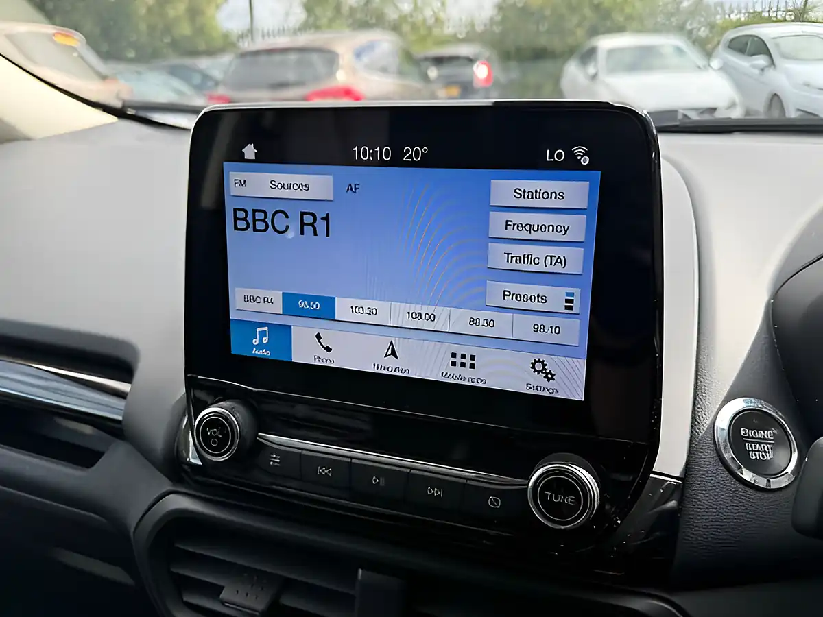 Used Ford Ecosport Titanium Ruby Red Metallic - Interior and Exterior details 15