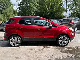 Used Ford Ecosport Titanium Ruby Red Metallic - Interior and Exterior details 6