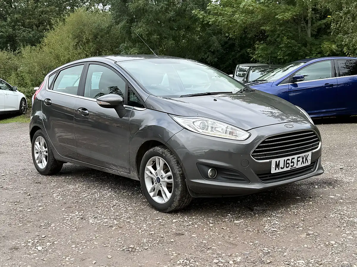 Used Ford Fiesta Zetec Magnetic Metallic - Interior and Exterior details 3