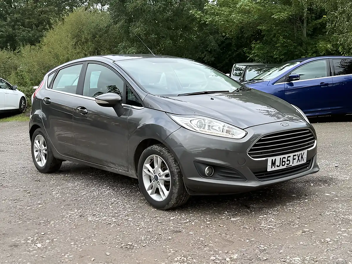 Used Ford Fiesta Zetec Magnetic Metallic - Interior and Exterior details 4