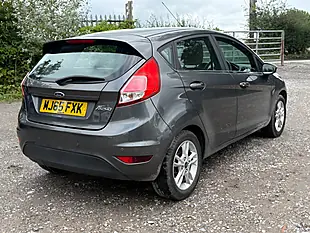 Used Ford Fiesta Zetec Magnetic Metallic - Interior and Exterior details 9