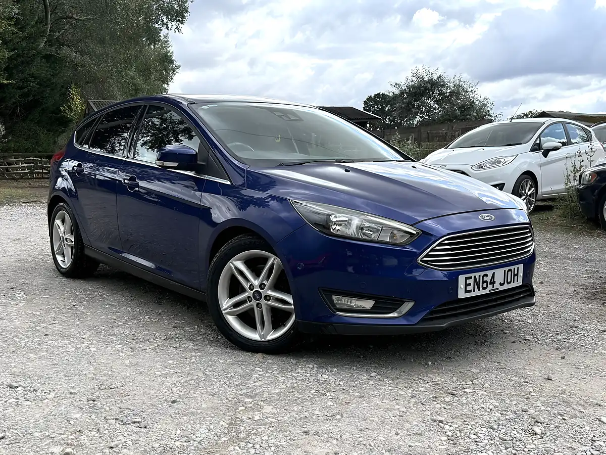 Used Ford Focus Titanium - Interior and Exterior details 5