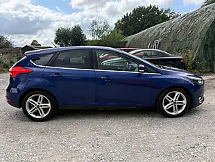 Used Ford Focus Titanium - Interior and Exterior details 6